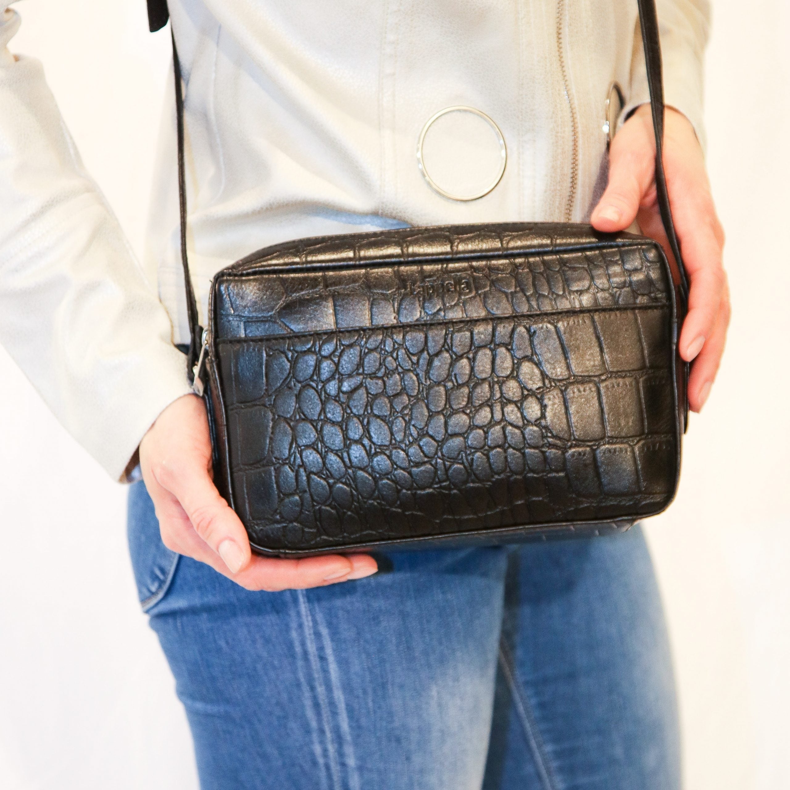 Amy Leather Crossbody Bag