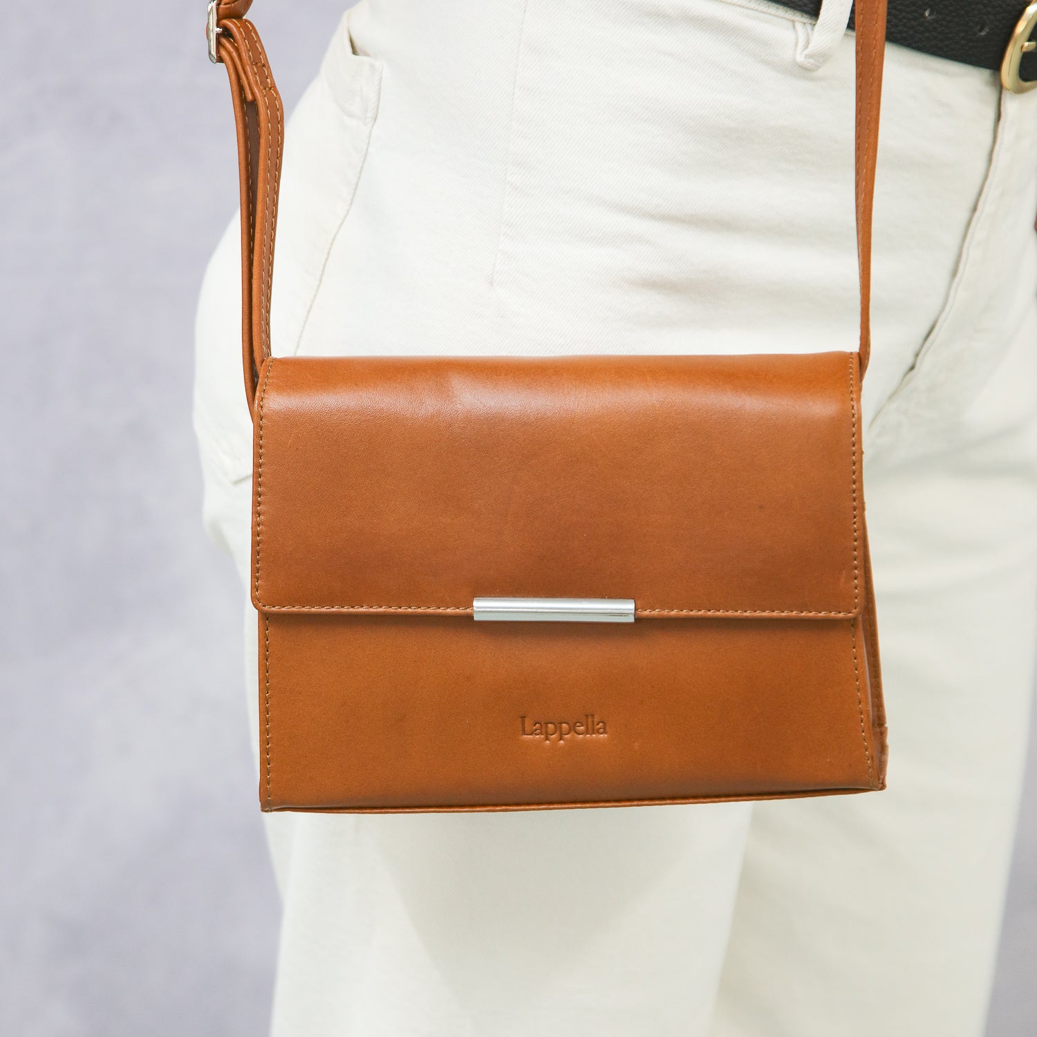 Pippie Leather Crossbody Bag